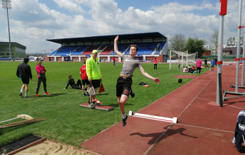 Na&scaron;e star&scaron;ie žiactvo je po prvom kole