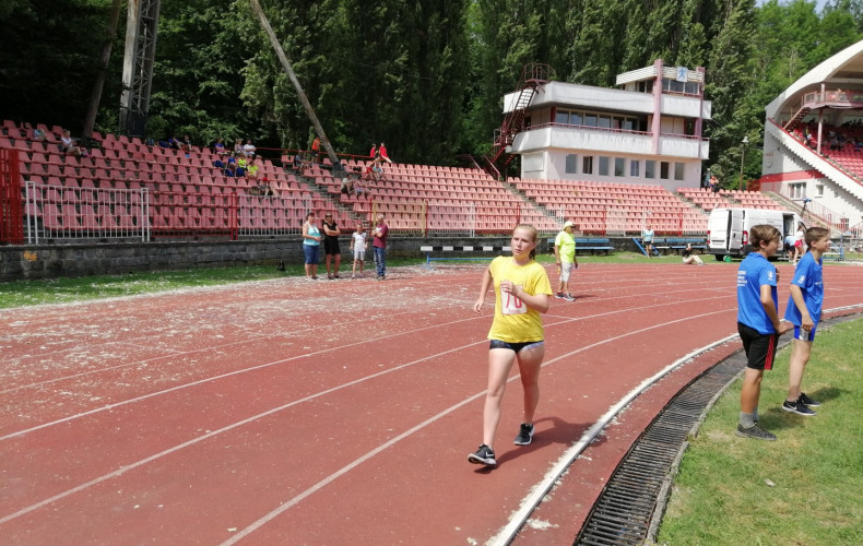 3. kolo star&scaron;ieho žiactva v Banskej Bystrici