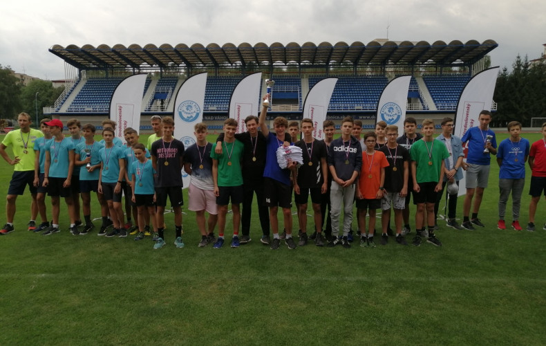 Star&scaron;&iacute; žiaci spečatili postup na Majstrovstv&aacute; Slovenska