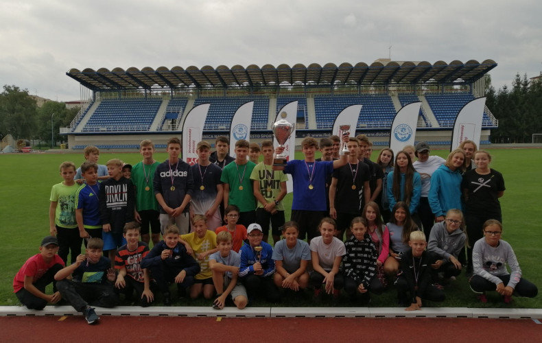 Putovn&yacute; poh&aacute;r je v spr&aacute;vnych ruk&aacute;ch 