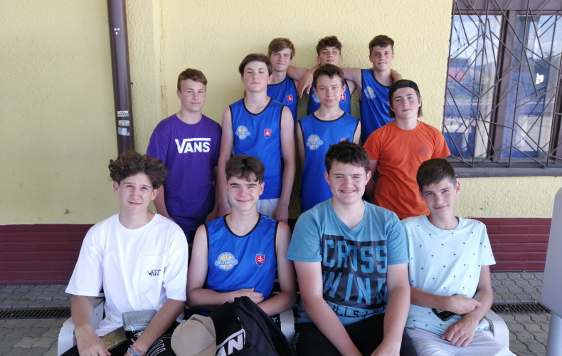 Star&scaron;ie žiactvo po prvom kole.